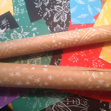 Geschenkpapier mit Muster bedruckt