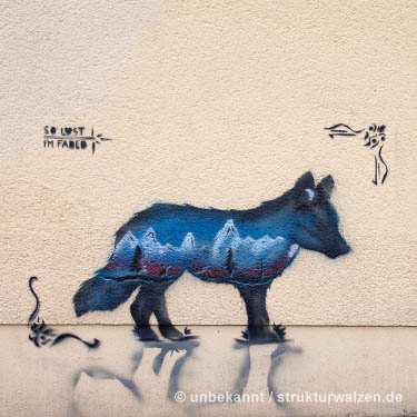 Wolf mit Schablonen - Streetart